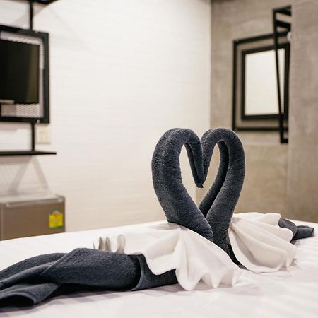 Mania Guesthouse タオ島 エクステリア 写真