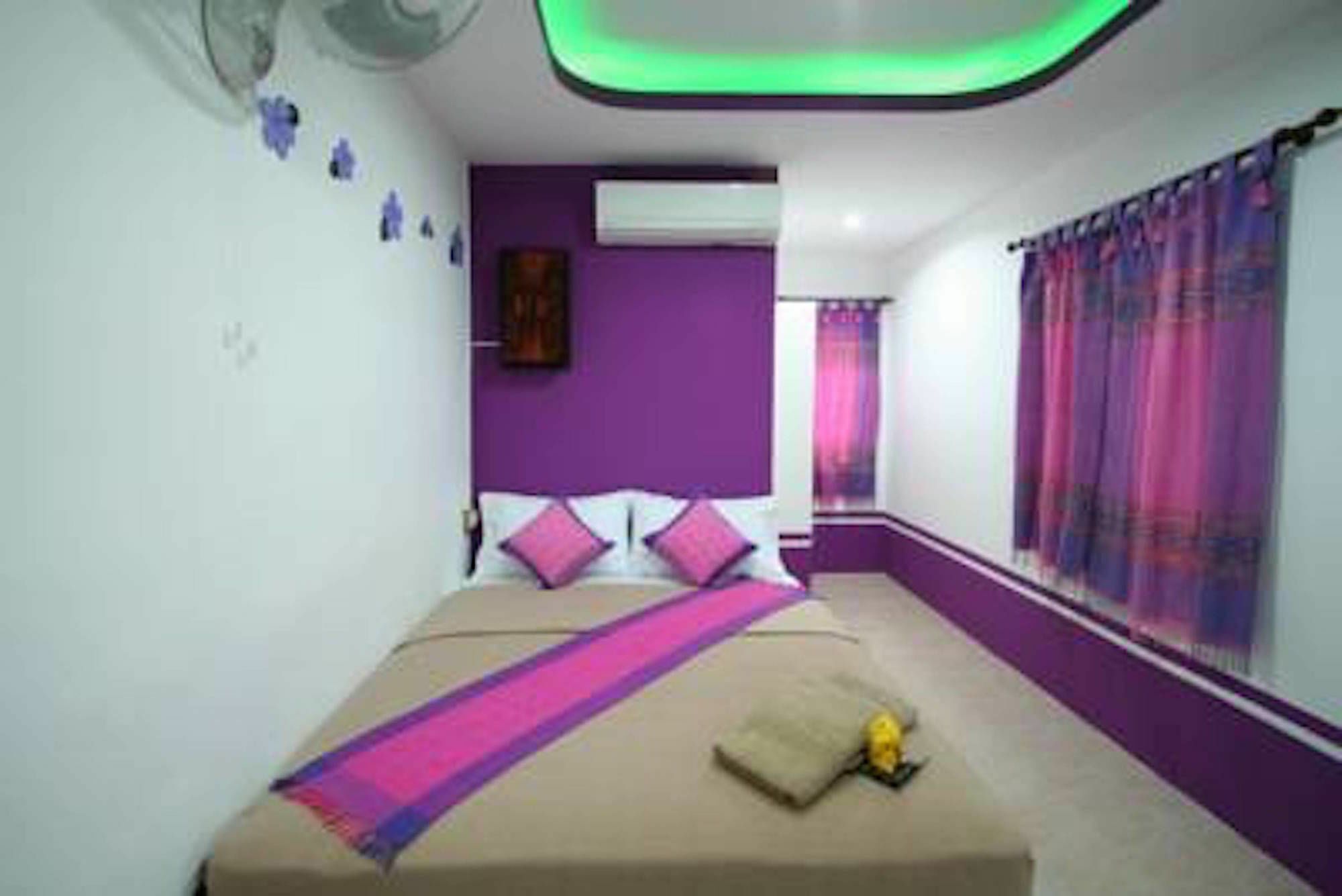 Mania Guesthouse タオ島 エクステリア 写真